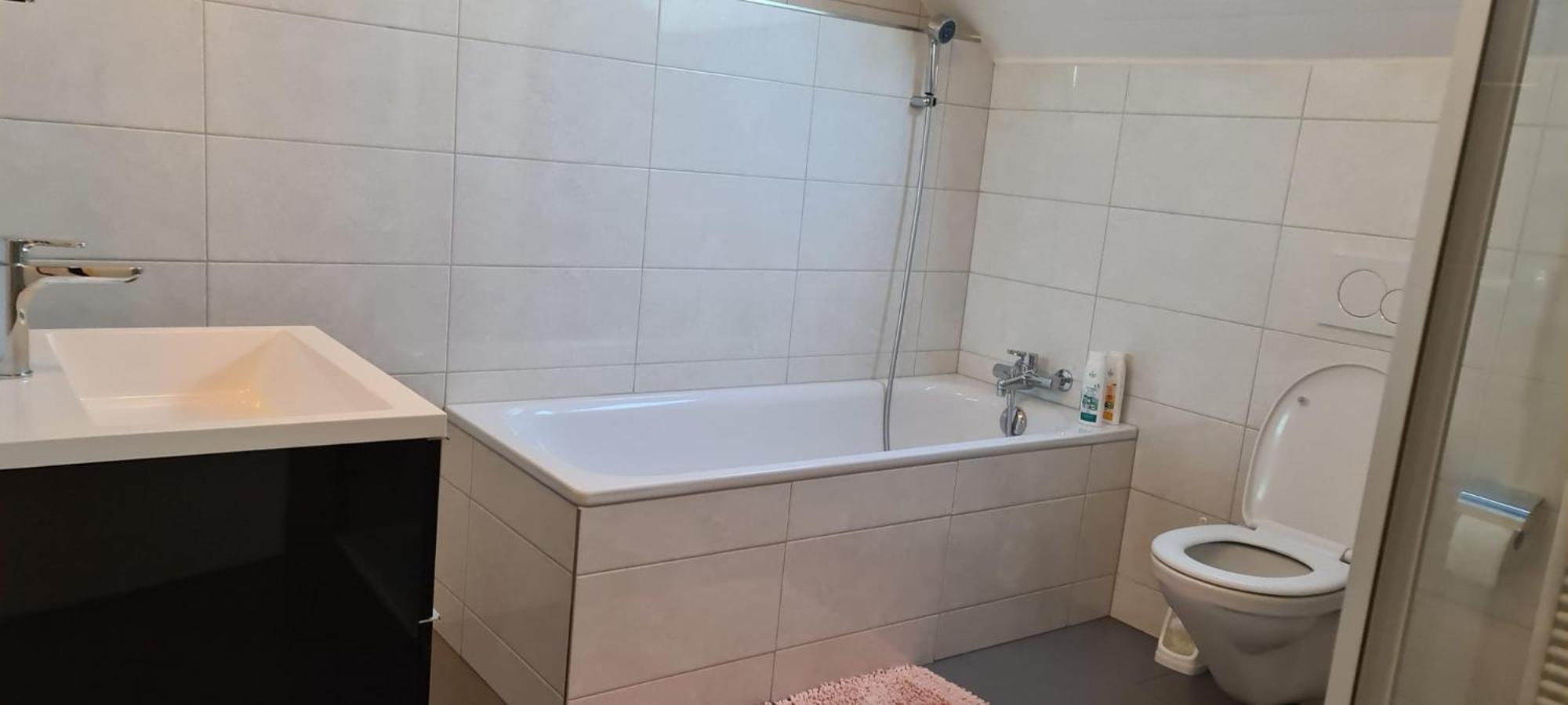 Edel Apartment *